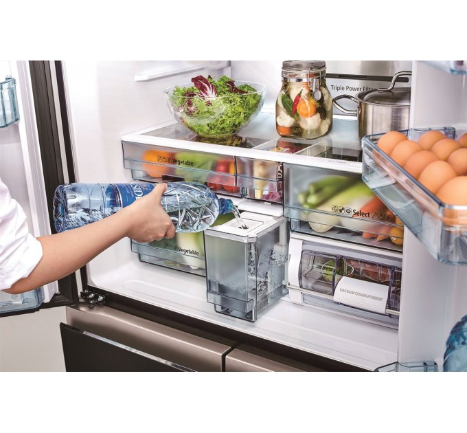 Холодильник Hitachi многодверный, 184x90х72, холод.отд.-372л, мороз.отд.-196л, 4дв., А+, NF, инв., зона нулевая, вакуум, льодоген., черный (стекло)