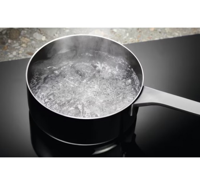 Варильна поверхня Electrolux індукційна, 30см, Доміно, чорний