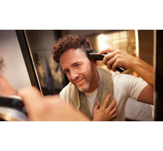 Машинка для стрижки Philips Series 9000, акум., роторный мотор, насадок-3, кейс, сталь, чорно-серый