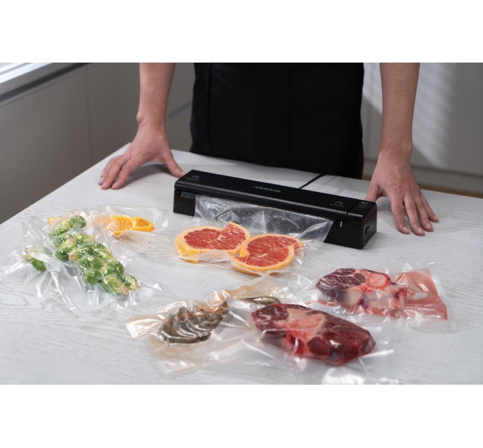 Вакууматор ARDESTO для пакетов та рулонов, 110Вт, 28см, электронное, + 1 рулон, пластик, чёрный