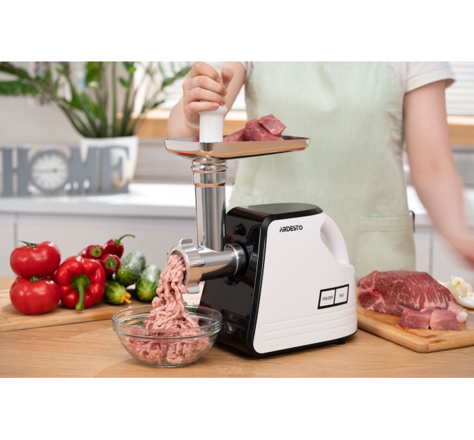 М'ясорубка ARDESTO, 2300Вт, продук.-2.2кг/хв, 4 решітки + для ковб., кеббе, насадка для томатів, пластик, біло-чорний