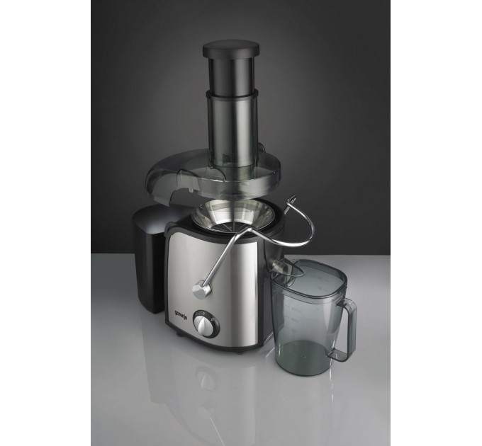 Соковыжималка Gorenje центробежная 800Вт, чаша-1.1л, жмых-1.5л, желоб на целое яблоко, пластик/металл, черный