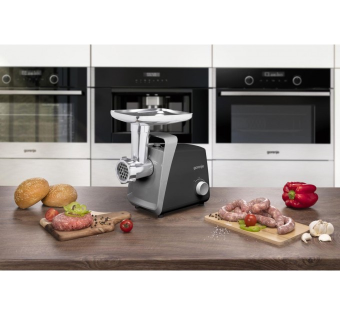 М'ясорубка Gorenje, 1600Вт, 2,2кг/хв, 2 решітки, пластик+метал, чорний