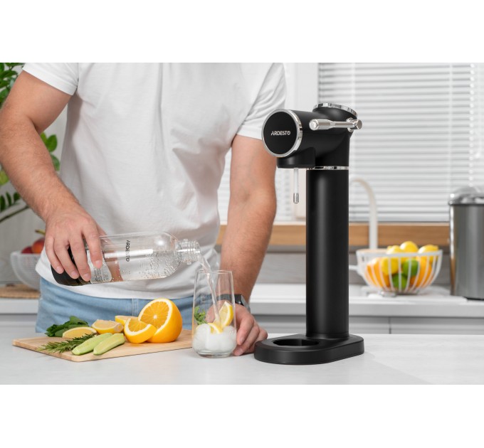 Сифон для газування води ARDESTO, підключення балону- різьба, пляшка 1л, важіль, чорний