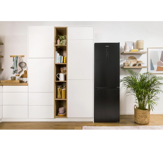 Холодильник Gorenje NRK619EABXL4 з нижн. мороз. камерою, 185х60х60см, 2 дв., Х- 204л, М- 96л, A+, NoFrost Plus, Fresh zone, чорний