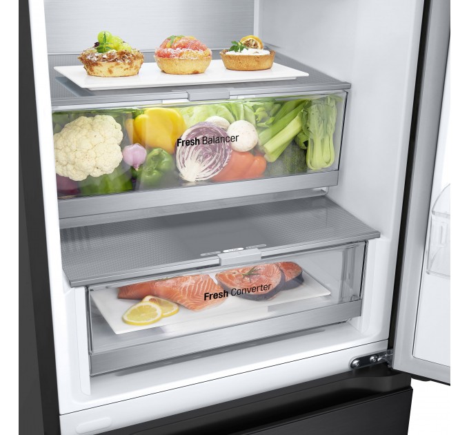 Холодильник LG с нижн. мороз., 203x60х68, холод.отд.-277л, мороз.отд.-107л, 2дв., А++, NF, инв., диспл внешн., Fresh Сonverter, Metal Fresh, черный мат.