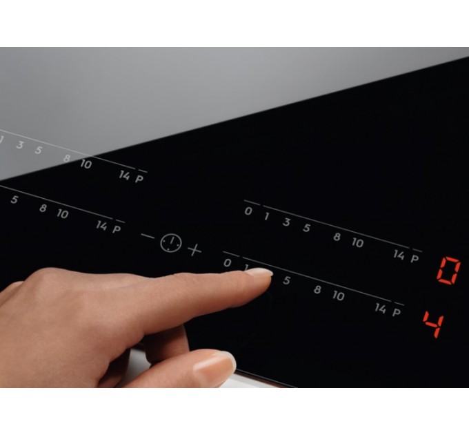 Варочная поверхность Electrolux индукционная, 71см, расширенная зона, Hob2Hood, черный