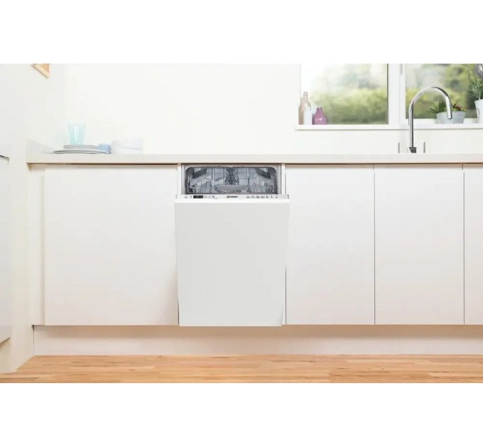 Посудомийна машина Indesit вбудовувана, 10компл., A+, 45см, дисплей, білий