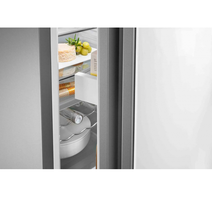 Холодильник Liebherr SBS, 185.5x119.4х67.5, холод.отд.-398л, мороз.отд.-271л, 2дв., A++, NF, диспл внутр., черный