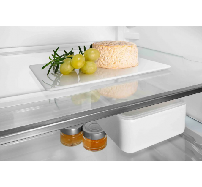 Холодильник Liebherr з нижн. мороз., 201.5x74.7х67.5, холод.відд.-346л, мороз.відд.-128л, 2дв., A++, NF, диспл внутр., сірий