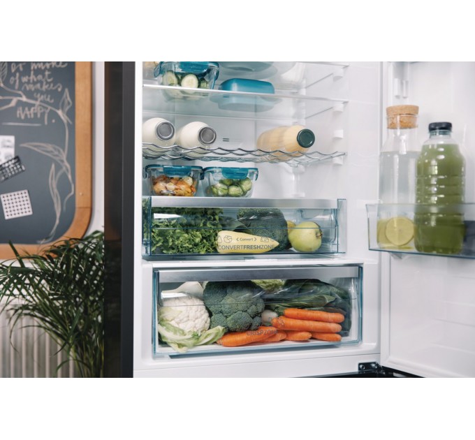 Холодильник с нижн. мороз. камерой Gorenje, 185х60х60см, 2 дв., 204(96)л, А++, NoFrost+ , LED дисплей, Зона св-ти, черный