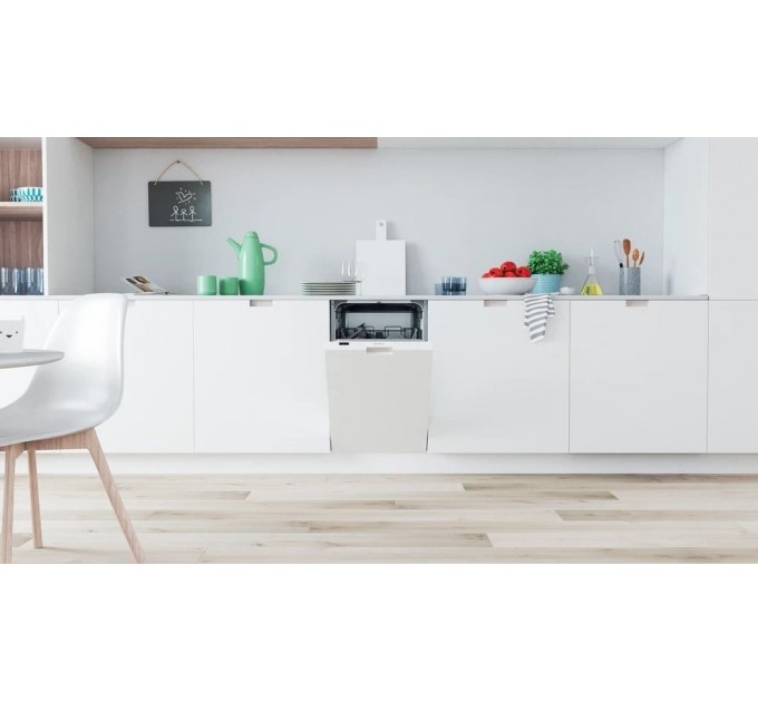 Посудомийна машина Indesit вбудовувана, 10компл., A+, 45см, дисплей, білий