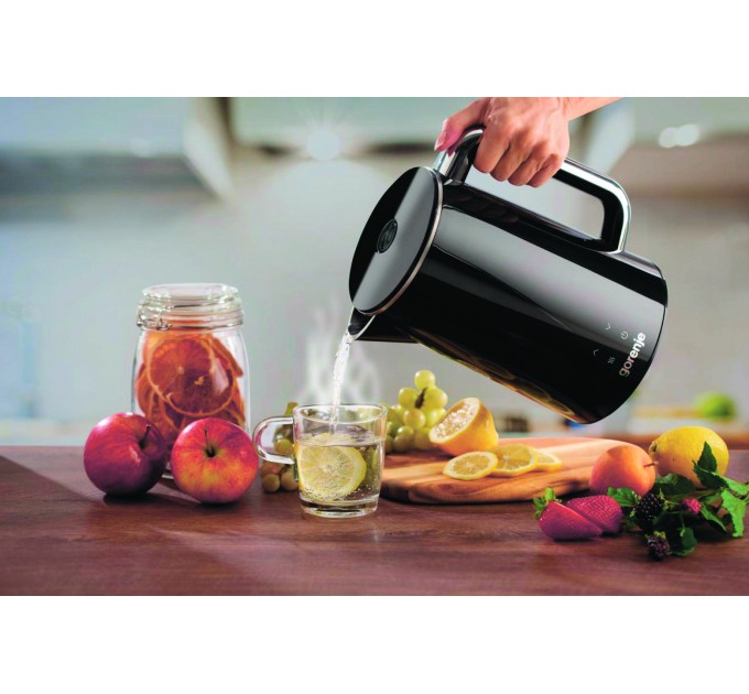 Електрочайник Gorenje 1.7л, подвійні стінки, LED дисплей, Strix контроль, чорний